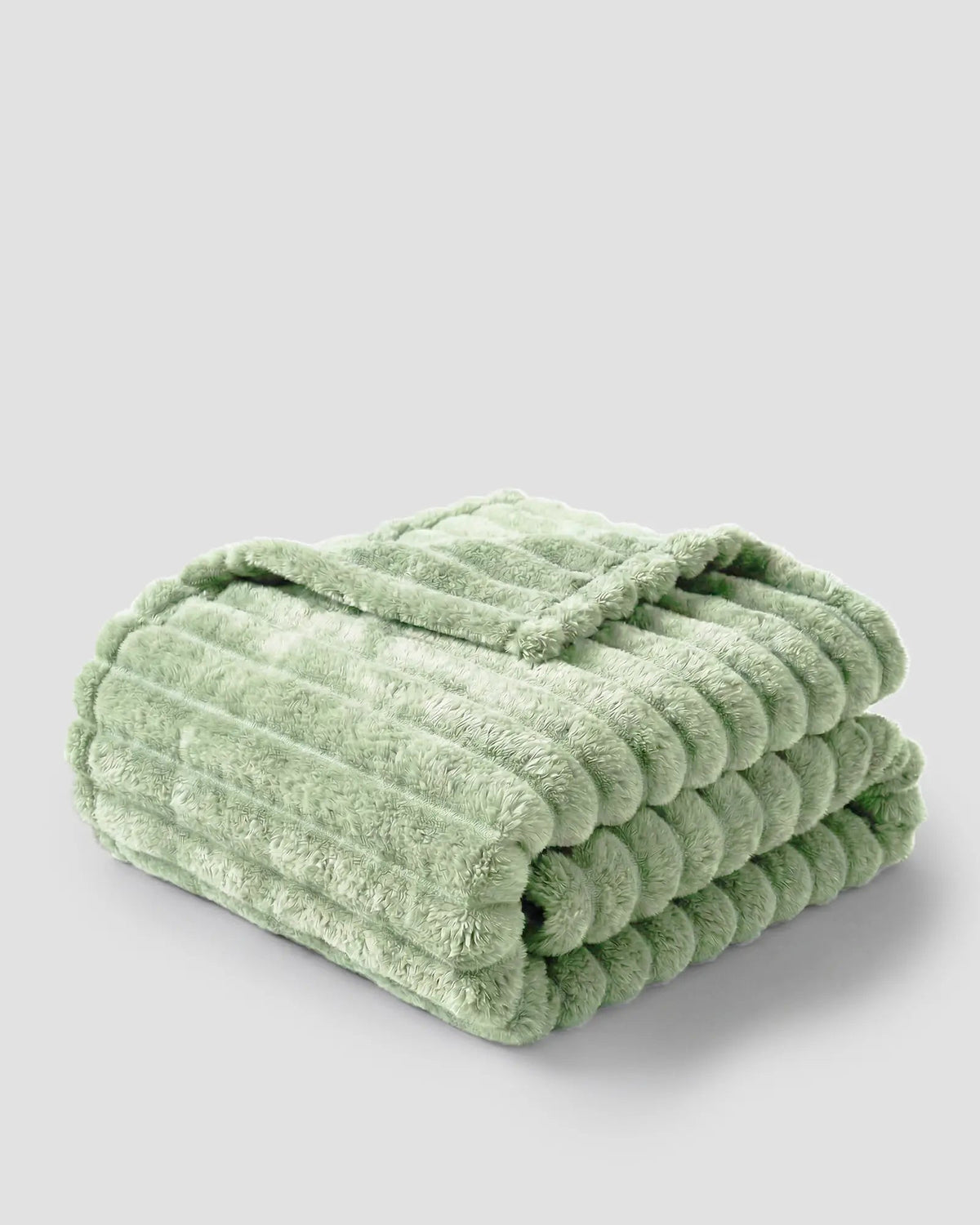 Nuvlie Fleece Blanket in Green