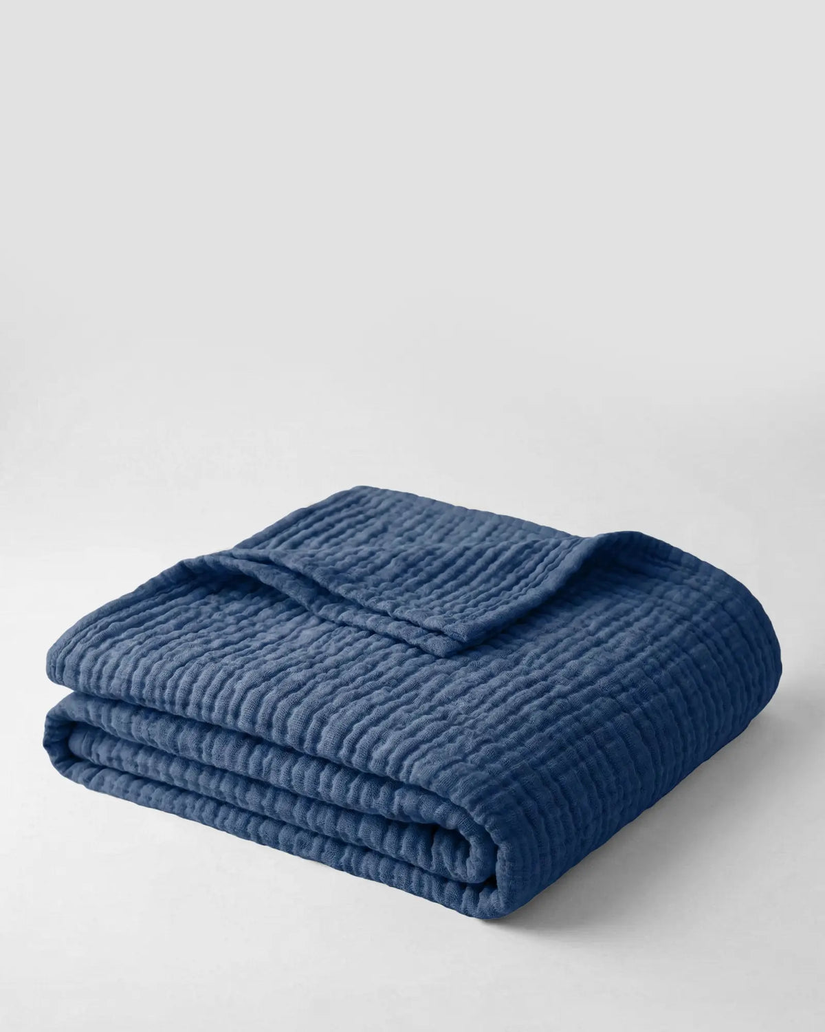 Nuvlie Muslin Blanket in Blue